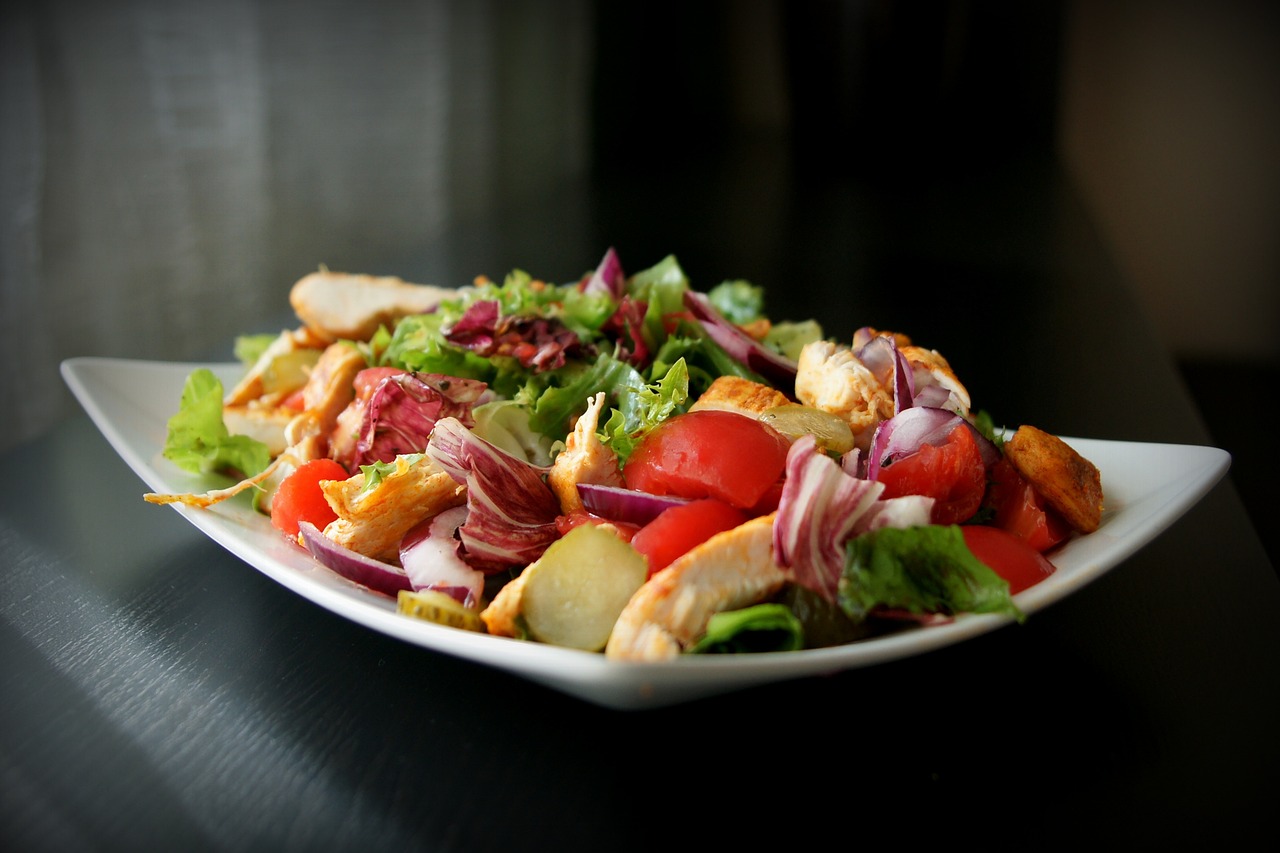 How to Make a Classic Caesar Salad from Scratch